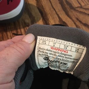 Shoes- Heelys